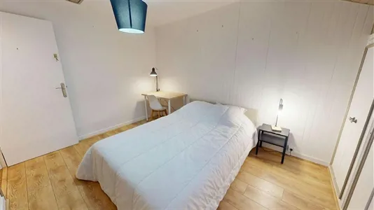 Rooms in Saint-Étienne - photo 2