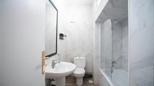 Rooms in Madrid Chamberí - photo 8