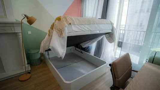 Rooms in Madrid Chamberí - photo 2