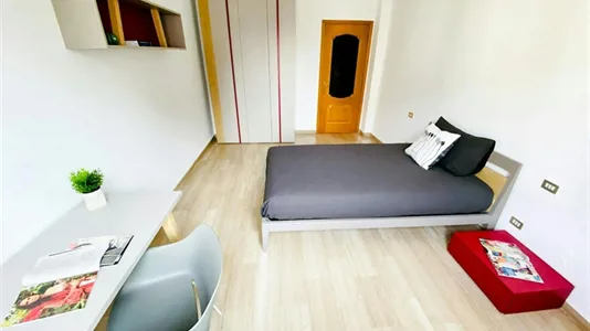 Rooms in Milano Zona 4 - Vittoria, Forlanini - photo 3