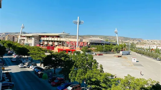 Rooms in Granada - photo 2