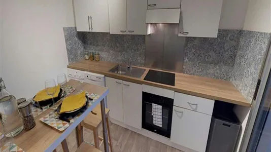 Rooms in Lyon - photo 4