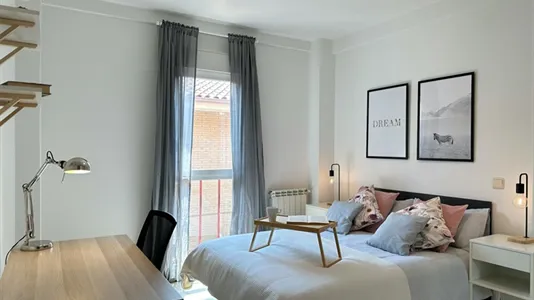 Rooms in Villaviciosa de Odón - photo 1