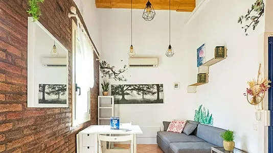 Apartments in Barcelona Ciutat Vella - photo 4