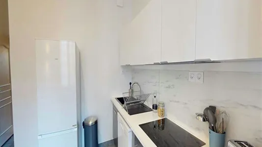 Rooms in Lyon - photo 8