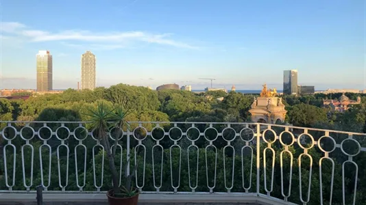 Rooms in Barcelona Sant Martí - photo 1