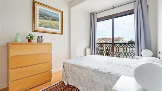 Apartments in Barcelona Eixample - photo 2