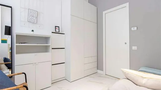 Rooms in Milano Zona 5 - Vigentino, Chiaravalle, Gratosoglio - photo 4