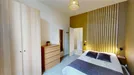 Room for rent, Paris 17ème arrondissement, Paris, &lt;span class=&quot;blurred street&quot; onclick=&quot;ProcessAdRequest(10569644)&quot;&gt;&lt;span class=&quot;hint&quot;&gt;See streetname&lt;/span&gt;[xxxxxxxxxxxxx]&lt;/span&gt;