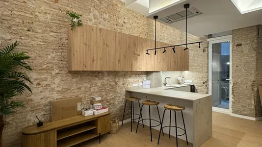 Apartments in Valencia Ciutat Vella - photo 4