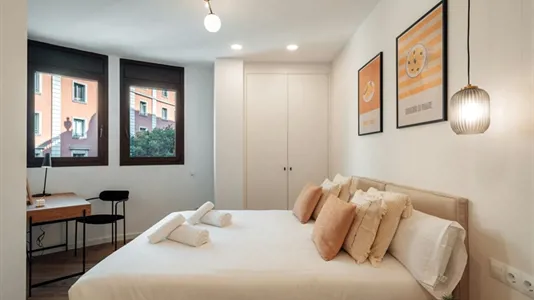 Apartments in Barcelona Ciutat Vella - photo 2