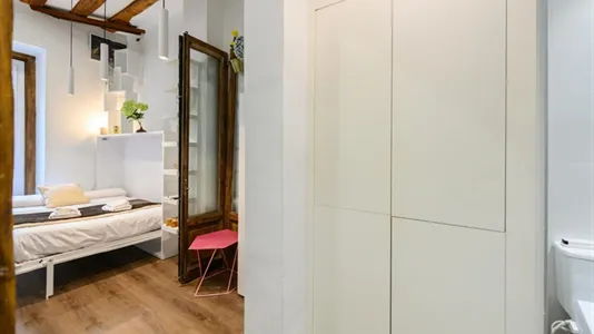Apartments in Madrid Centro - photo 8