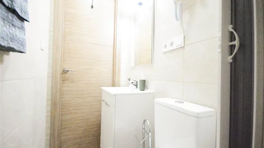 Rooms in Valencia Algirós - photo 7