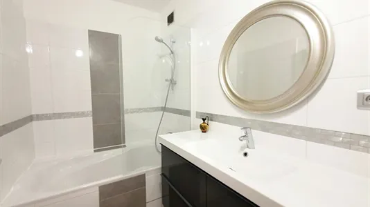 Apartments in Nanterre - photo 6