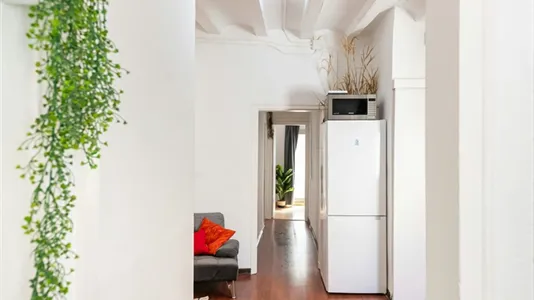 Apartments in Barcelona Ciutat Vella - photo 7