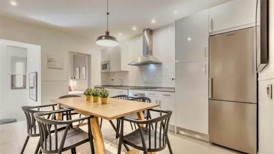 Apartments in Madrid Centro - photo 4