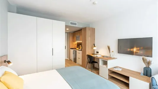 Apartments in Alcobendas - photo 6