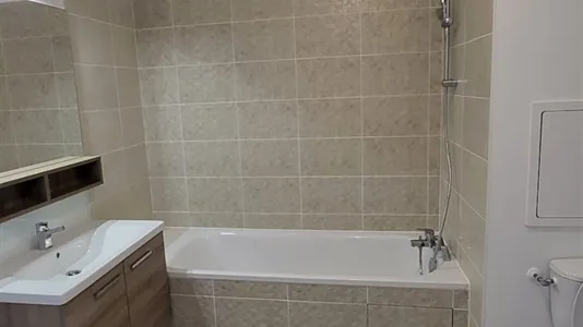 Rooms in Torcy - photo 4