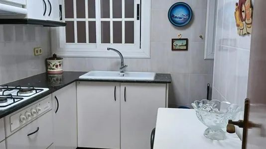 Rooms in Barcelona Sants-Montjuïc - photo 5