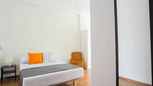 Rooms in Valencia Ciutat Vella - photo 1