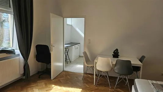 Apartments in Vienna Donaustadt - photo 7