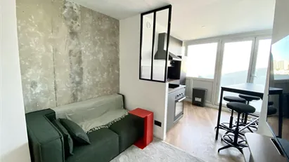 Room for rent in Créteil, Île-de-France