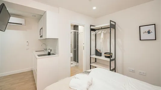 Rooms in Málaga - photo 7