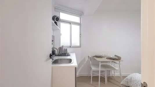 Rooms in Paiporta - photo 9