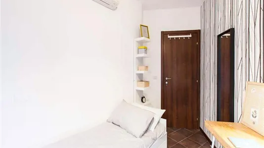 Rooms in Milano Zona 5 - Vigentino, Chiaravalle, Gratosoglio - photo 2