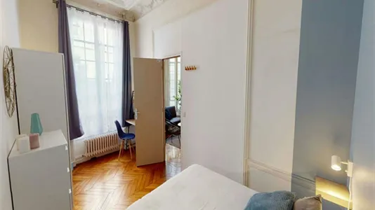 Rooms in Paris 17ème arrondissement - photo 1