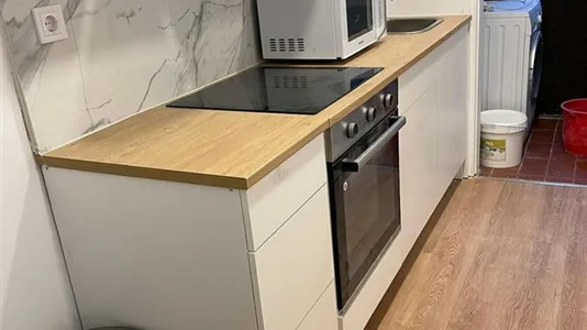 Rooms in Barcelona Eixample - photo 5