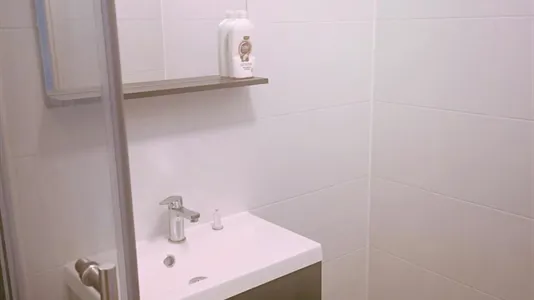 Rooms in Capelle aan den IJssel - photo 4