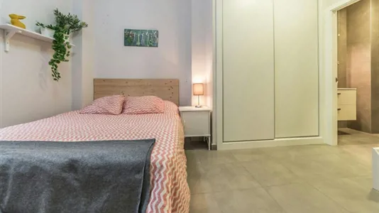 Rooms in Valencia Ciutat Vella - photo 3