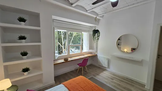 Rooms in Barcelona Eixample - photo 3
