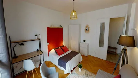 Rooms in Lyon - photo 2