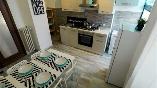 Rooms in Florence - photo 2