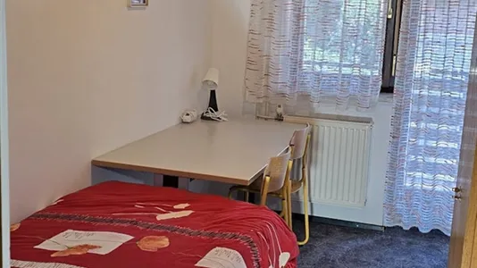 Rooms in Besnica - photo 6