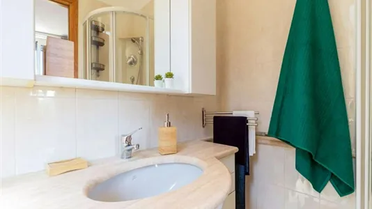 Rooms in Roma Municipio XII – Monte Verde - photo 3