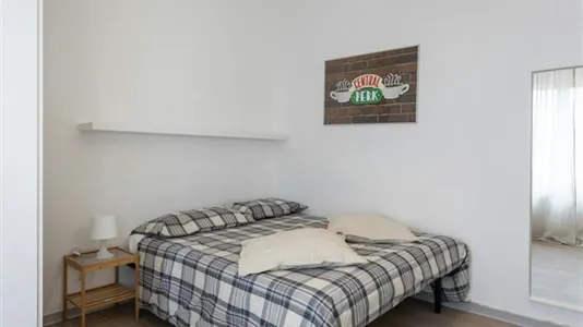 Rooms in Milano Zona 6 - Barona, Lorenteggio - photo 1
