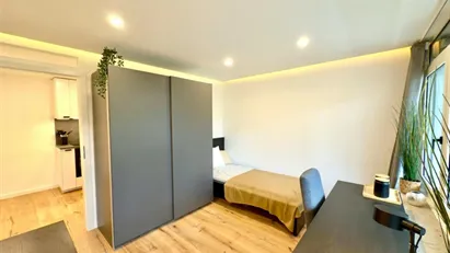 Room for rent in Munich Thalkirchen-Obersendling-Forstenried-Fürstenried-Solln, Munich