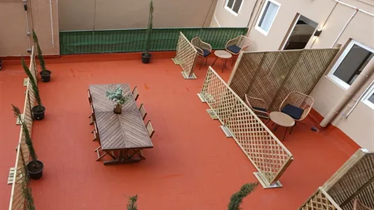 Rooms in Barcelona Eixample - photo 10