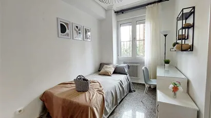 Room for rent in Madrid Fuencarral-El Pardo, Madrid