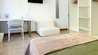 Room for rent in Burjassot, Comunidad Valenciana