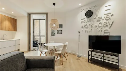 Rooms in Barcelona Eixample - photo 10