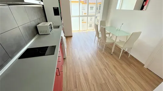 Rooms in El Cerezo - photo 9