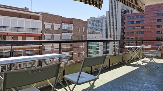 Rooms in Madrid Chamartín - photo 4