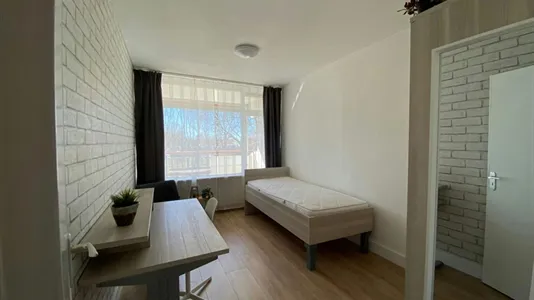 Rooms in Capelle aan den IJssel - photo 2