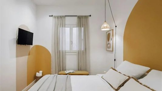 Rooms in Barcelona Eixample - photo 3