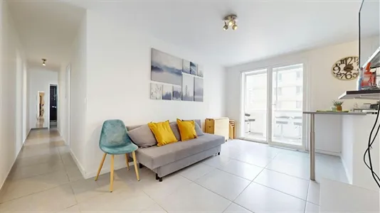 Rooms in Grenoble - photo 4