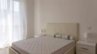 Room for rent in Milano Zona 6 - Barona, Lorenteggio, Milan
